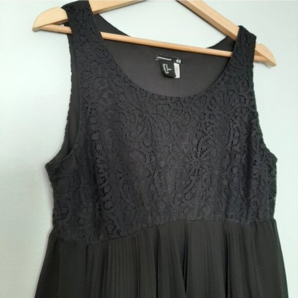 H&M Mama Maternity Baby Doll Empire Floral Lace Pleated Plisse Dress Black Sz M - Picture 7 of 14